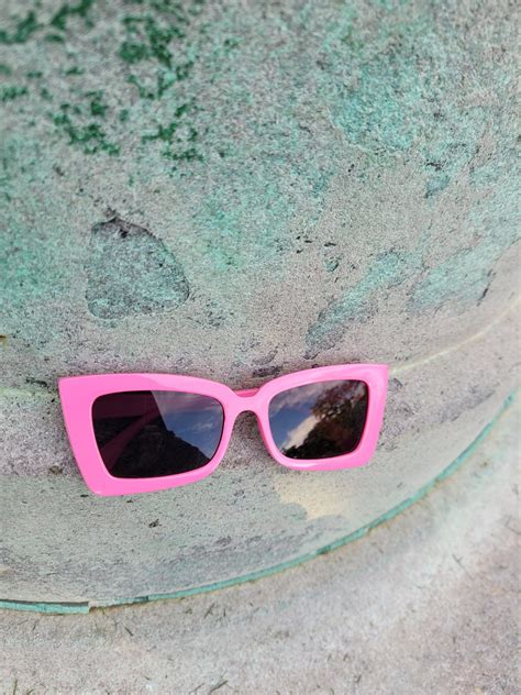 Powder Pink barbie cat eye sunglasses – miiriya