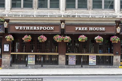 Wetherspoons Brings Back Legendary Menu Item For A Limited Time Only