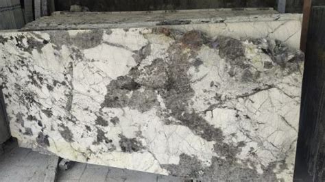 White Italian Marble, For Countertops at Rs 775/sq ft in Mumbai | ID ...