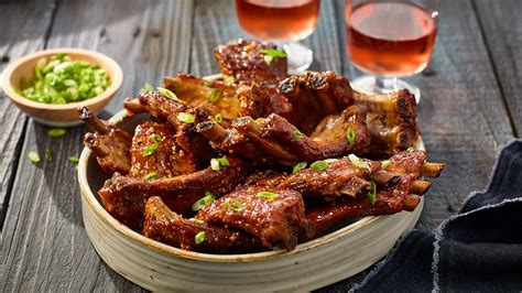 Slow Cooker Honey Garlic Ribs Make Great Wine