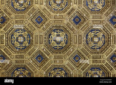 Renaissance Wooden Coffered Ceiling Hi Res Stock Photography And Images