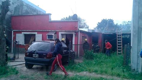 Gualeguaychú Cinco ancianos fueron rescatados tras el incendio de un