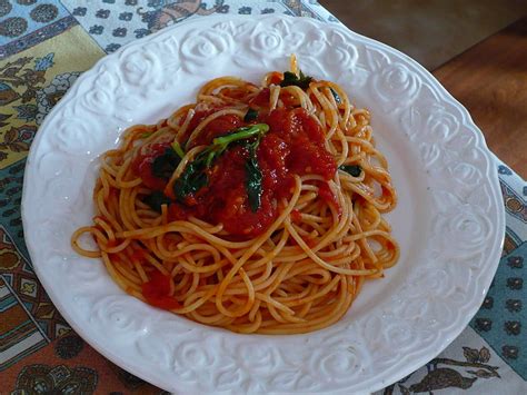 Spaghetti vs. Linguine - What's the difference? | Ask Difference