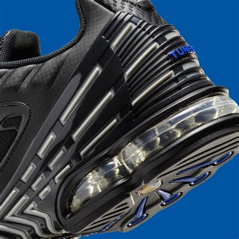 Nike Air Max Plus 3 "Royal/Silver" | SneakerNews.com