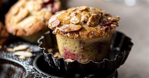 Easy Raspberry Almond Muffins The G M Kitchen