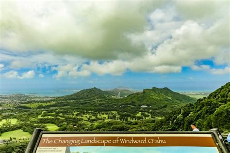 Nuʻuanu Pali Lookout | Directions, History, Legends & More