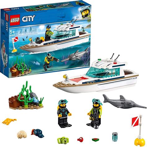 Lego 60221 City Great Vehicles Diving Yacht Boat Toy With Diver