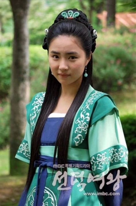 Korean Traditional Dress Traditional Fashion Traditional Dresses