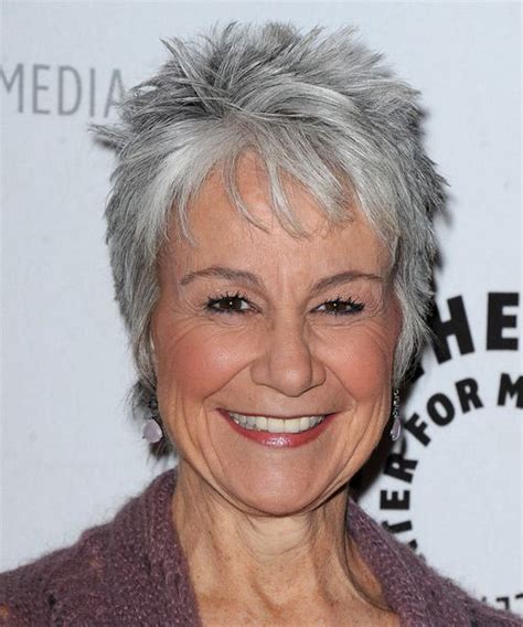 Modern Short Hairstyle For Gray Hair Hairstylesforwomenover50 Modern Short Hairstyles Mom