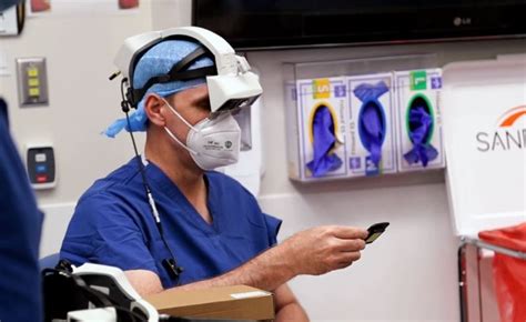 Technology Augmented Reality Improves Spine Surgery Outcomes Video Doctors Without Waiting