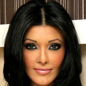 Koena Mitra - Age, Family, Bio | Famous Birthdays