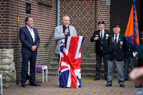 Oorlogsmonument Onthuld In Leveroy Heemkunde Leivere