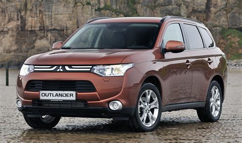 Mitsubishi Outlander 3 (2012-1014) характеристики и цены, фотографии и ...