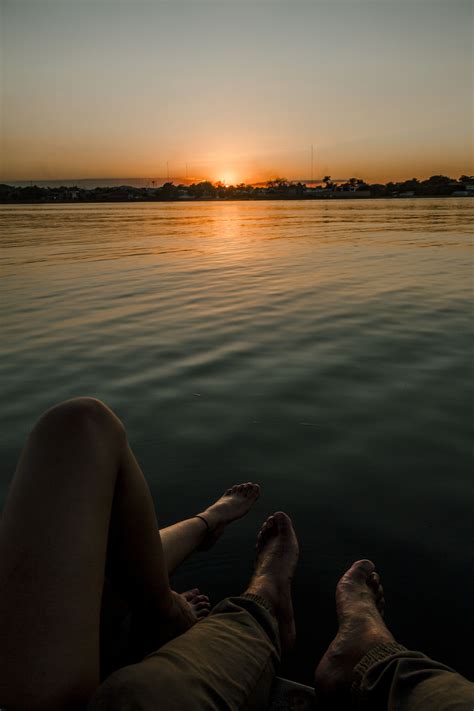 Pareja viendo atardecer Atardecer Instagram Fotógrafo