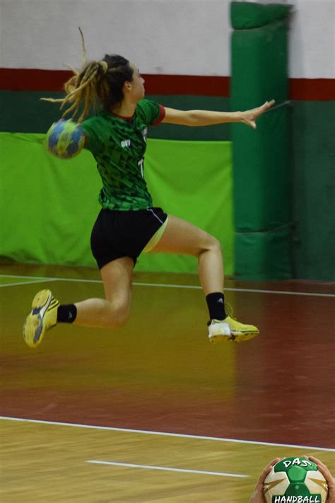 Camila Bonazzola Vilo Handball Handebol Andebol Hist Ria Do Handebol