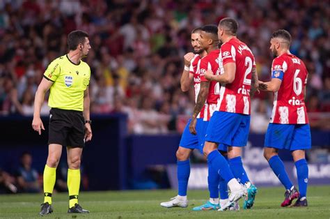 El Atlético de Madrid confirma su lesión pero descarta una rotura muscular