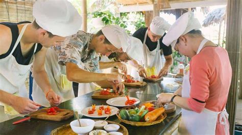 Market Tour Basket Boat Ride And Cooking Class In Hoi An