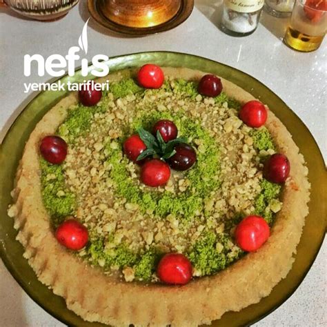 Tart Kalıbında İrmik Helvası Nefis Yemek Tarifleri