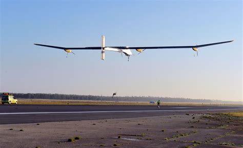 Lavion Solaire Solar Impulse Va Regagner La Suisse