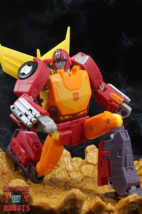 My Shiny Toy Robots Toybox REVIEW Transformers Studio Series 86 Hot Rod