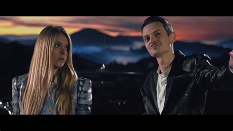 Fabio Rovazzi Tutto Molto Interessante Official Video YouTube