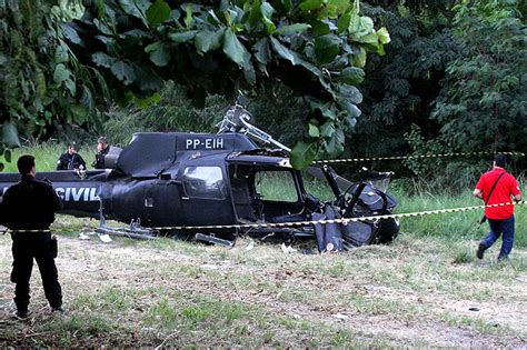 Policial Ferido Em Queda De Helic Ptero No Rio Permanece Em Estado