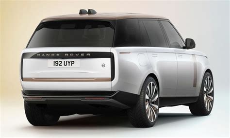 Land Rover Range Rover Price in UAE, Images, Specs & Features