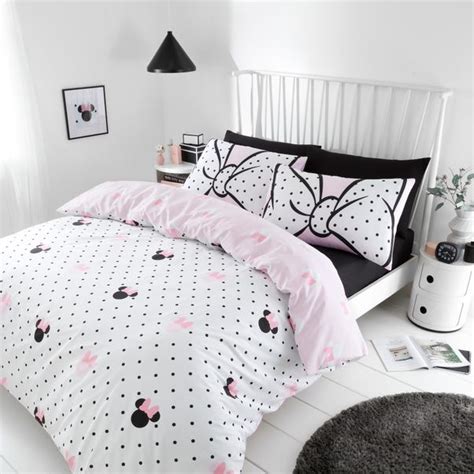 Disney Minnie Mouse Kingsize Duvet Cover And Pillowcase Set Dunelm