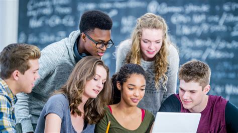 Mais Horas De Aula Veja O Que Muda O Novo Ensino M Dio A Partir De