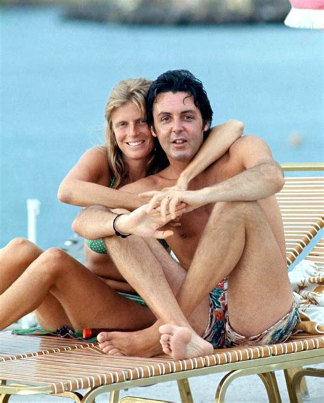 8 Hot Sexy Linda McCartney Bikini Pics