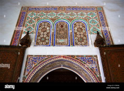 The Arabesque Mocarabe Plasterwork Hi Res Stock Photography And Images