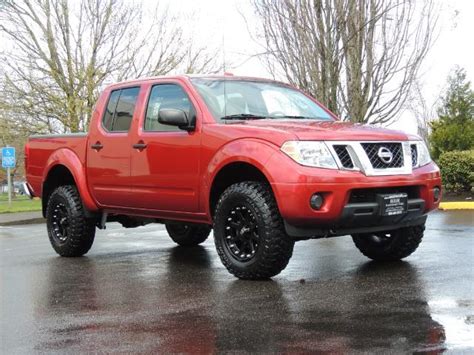 2016 Nissan Frontier SV 4X4 Crew Cab 6Cyl LIFTED LIFTED