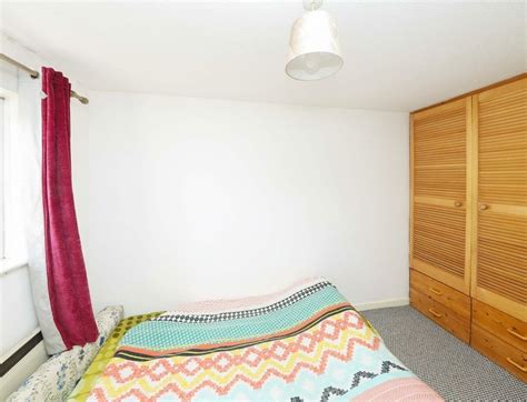 1 Bedroom Maisonette Lower For Sale In Merrivale Mews Yiewsley Cameron