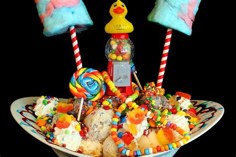 This Ice Cream Sundae Will Set You Back $99 - Eater Philly