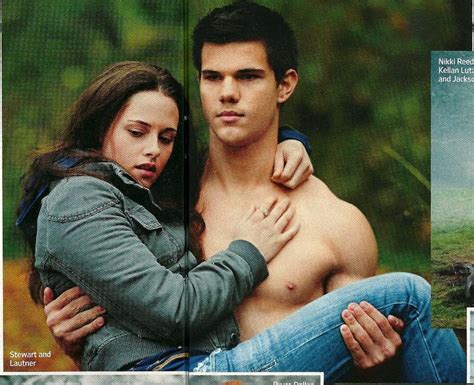 Jacob Carrying Bella Jacob Black Twilight Jacob And Bella Twilight Film