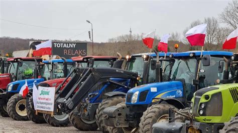 Rolnicy protestują w Koszalinie Dołączą do nich rolnicy z Biesiekierza