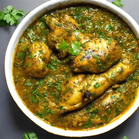 Hariyali Chicken Curry Recipe