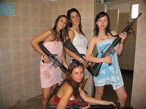 Hot Chicks With Guns Page Xnxx Adult Forum