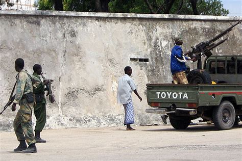 Somalia: A timeline of change in a troubled country - 1991-1995 - CSMonitor.com