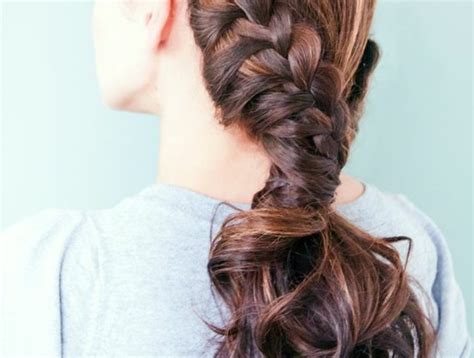 Une Coiffure Simple Et Rapide 56 Variantes En Photos Et Vidéos