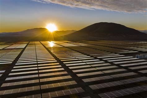 Worlds Largest Solar Farm To Be Built In Australia