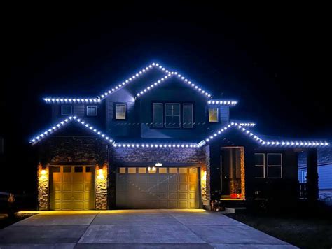 Permanent Holiday Lighting