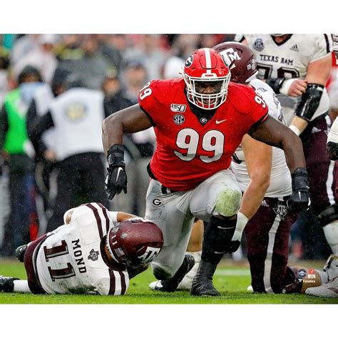 Jordan Davis Georgia Bulldogs Unsigned Celebrating a Sack Photograph ...