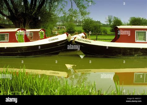 leicestershire ashby canal stoke golding wharf Stock Photo - Alamy