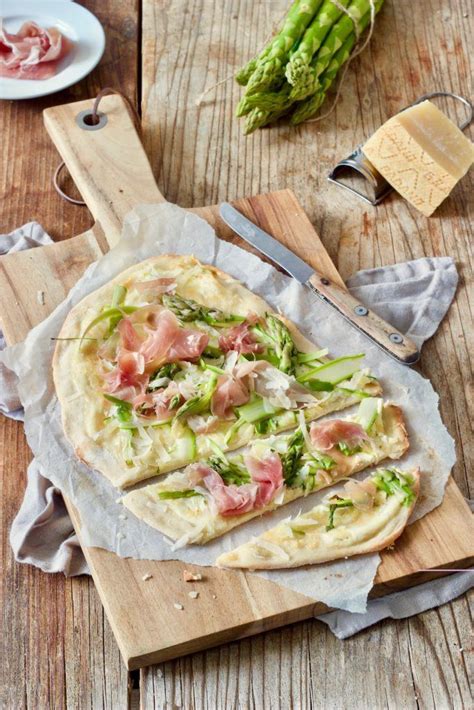 Spargel Flammkuchen Mit Gr Nem Spargel Rezept Sweets Lifestyle