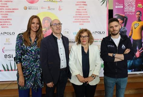 La Plaza Mayor Acoge Festiva La Pasarela Del Comercio De Valladolid