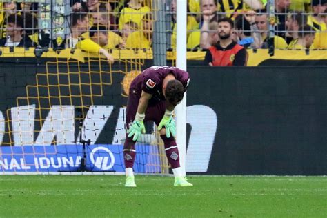 Jan Olschowsky Ber Bitteren Gladbach Abend Beim Bvb