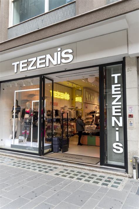 Tezenis store editorial stock photo. Image of logo, business - 176373633