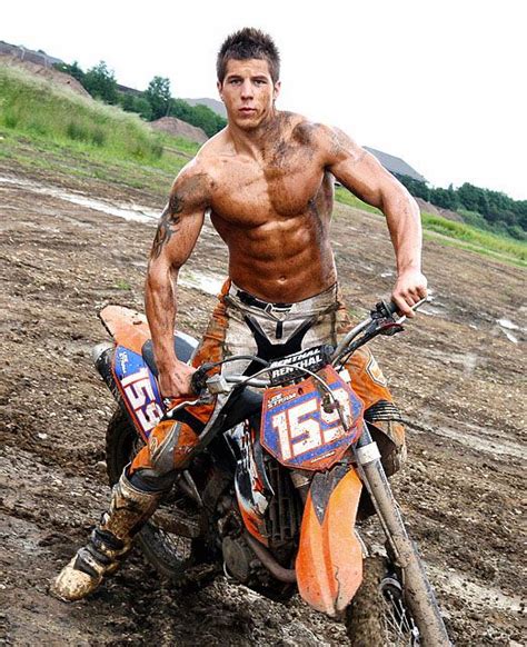 Pin De En Hot Biker Men Chicos Surfistas