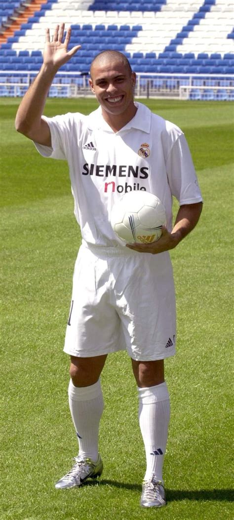 Ronaldo Nazario | Real madrid, Madrid, Siemens